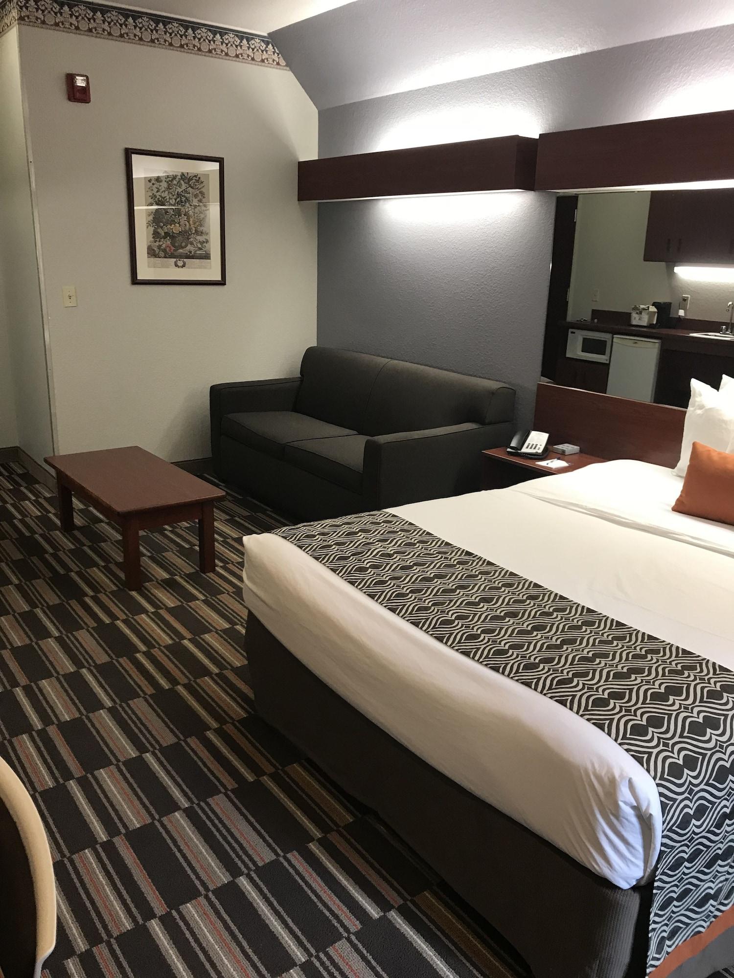 Microtel Inn & Suites Urbandale Extérieur photo