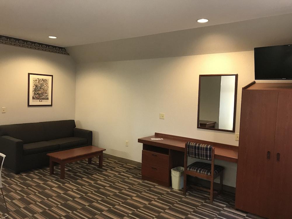 Microtel Inn & Suites Urbandale Extérieur photo