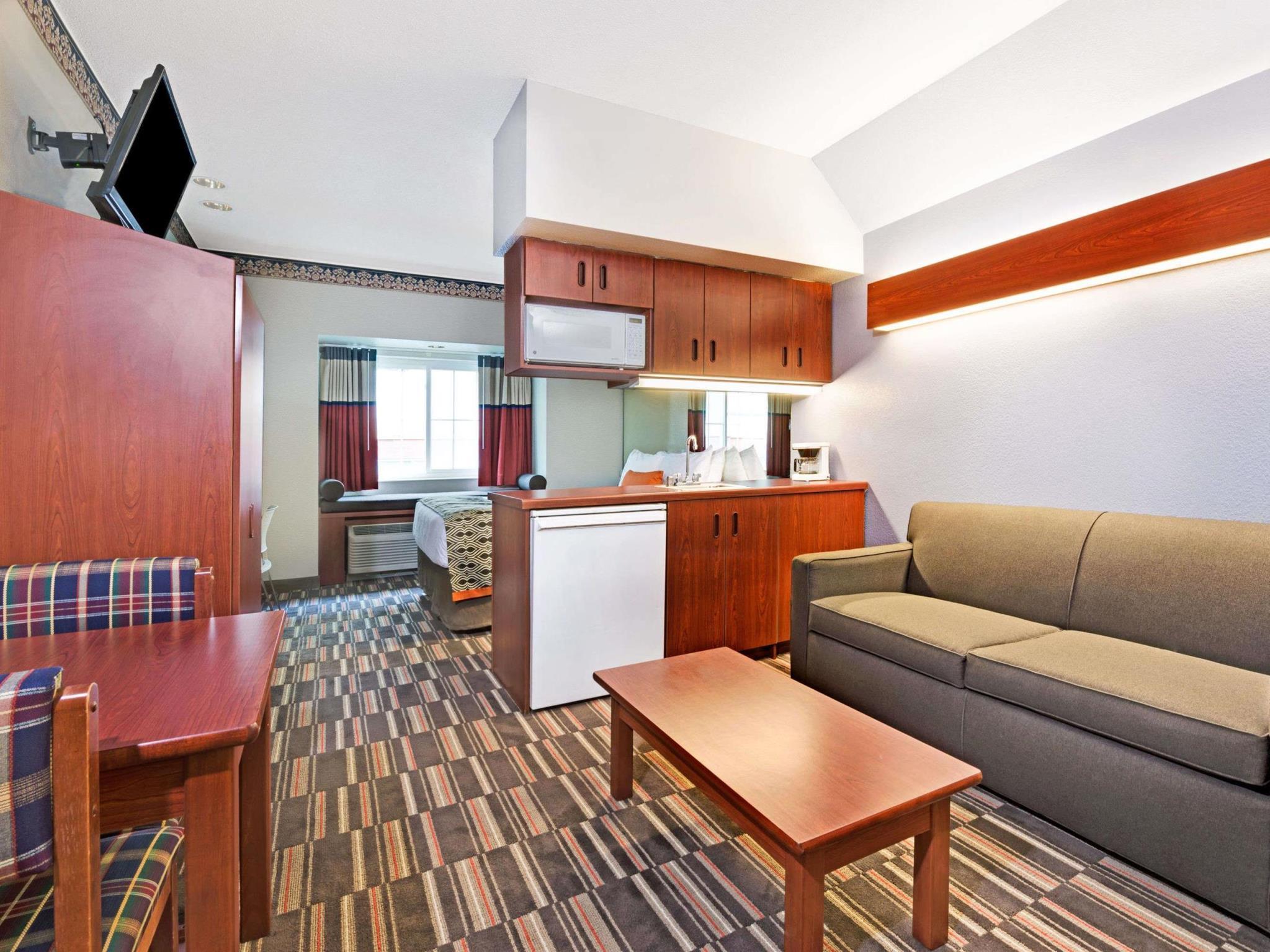 Microtel Inn & Suites Urbandale Extérieur photo
