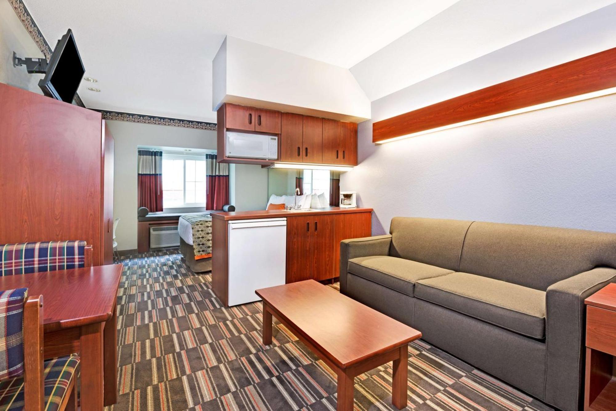 Microtel Inn & Suites Urbandale Extérieur photo